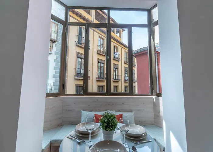 El Olivo En Plaza Nueva 그라나다